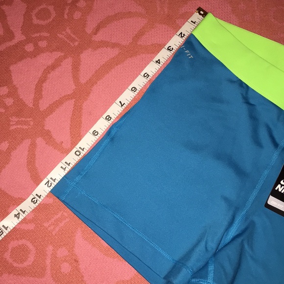 Nike Pro Dri-Fit Shorts - Picture 2 of 3